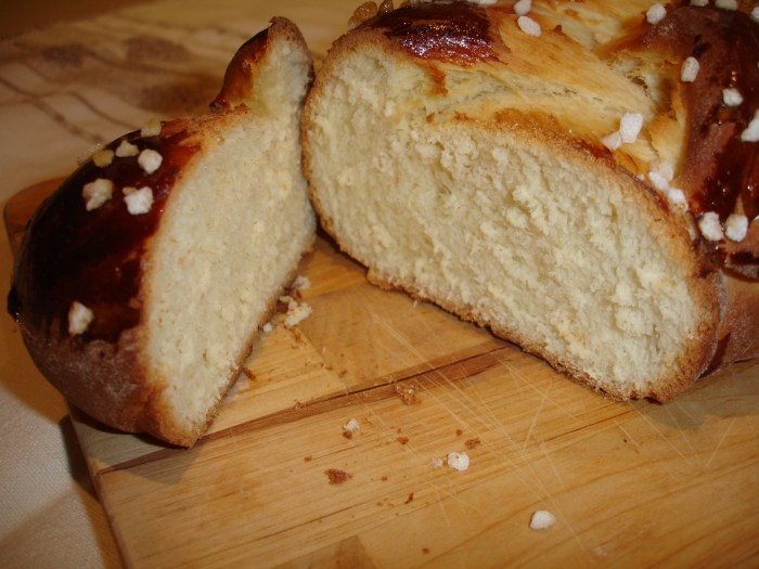 Brioche vendéenne