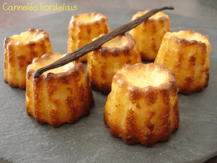 Cannelés bordelais