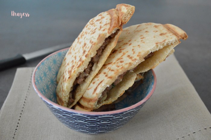 Arayess, pains grillés à la viande