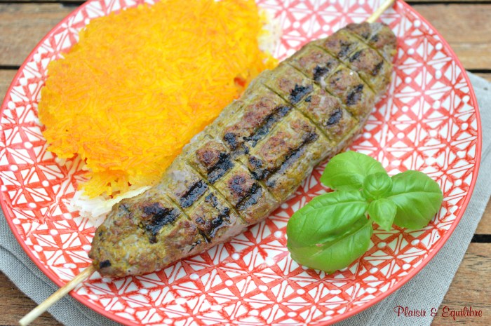 Brochettes de bœuf à l'iranienne -Chelo kebab koobideh-