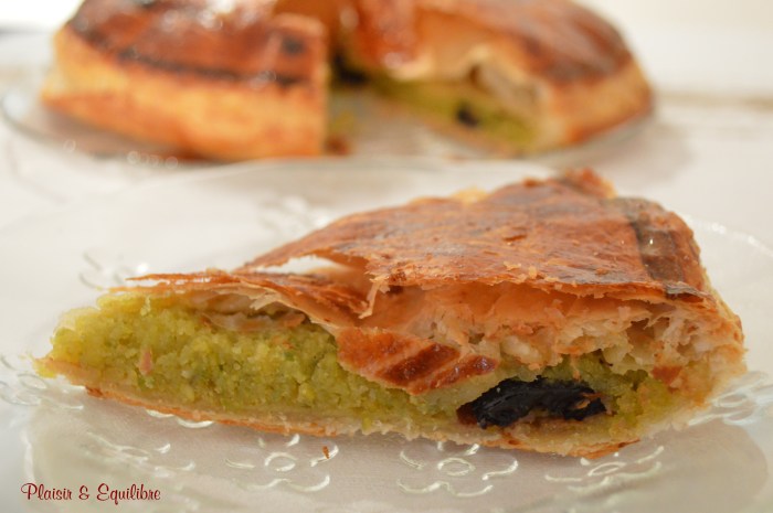 Galette des rois pistache et cerises amarena
